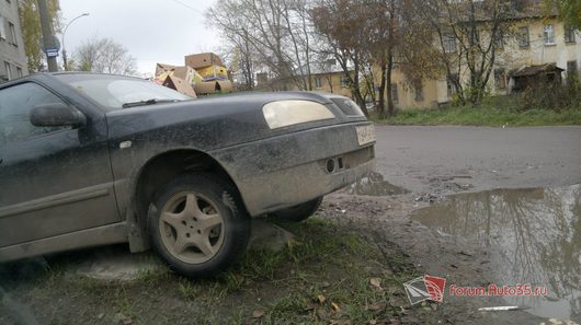 Шедевры парковки | вид сбоку